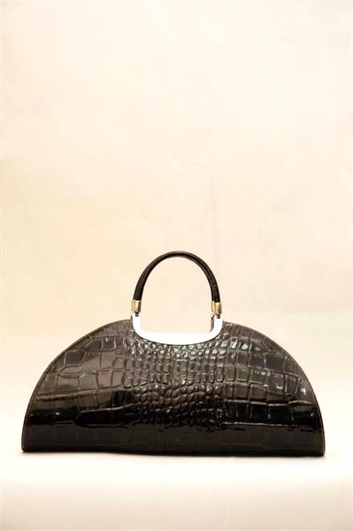 Сумка-полукруг "крокодил в лаке"